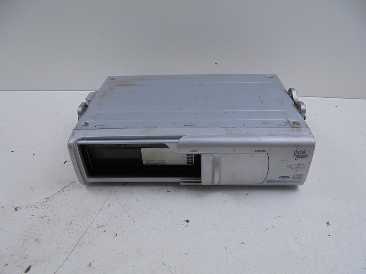 CHANGEUR DE DISQUES CD RENAULT SCENIC I photo 1 - milautoparts-fr.ukrlive.com