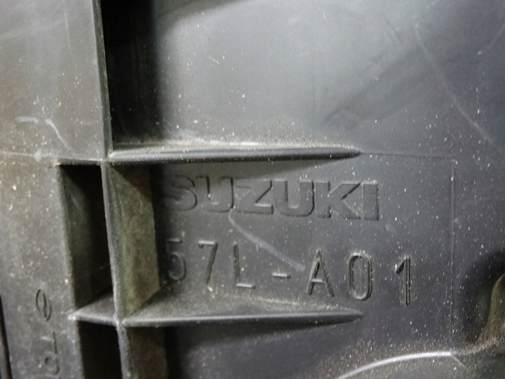 SUZUKI KIZASHI 2009- CASING FILTER AIR 2.4 photo 5 - milautoparts-fr.ukrlive.com