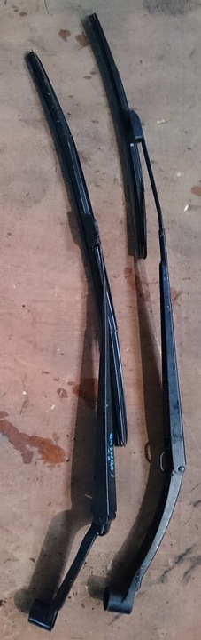 HOLDER ARMS WIPER BLADES P NISSAN QASHQAI II J11 photo 1 - milautoparts-fr.ukrlive.com