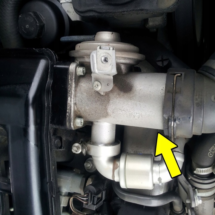 F67 BOUCHON SUBSTITUT BRIDE EGR BMW JEU 7789999