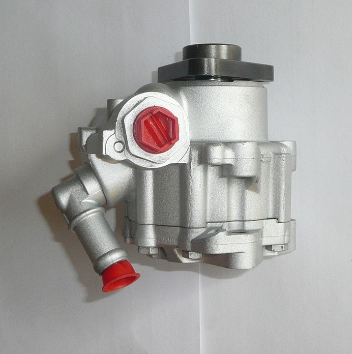 PUMP BMW 7 E38 728IL 1092135 1093578 2108225 LF30 photo 2 - milautoparts-fr.ukrlive.com