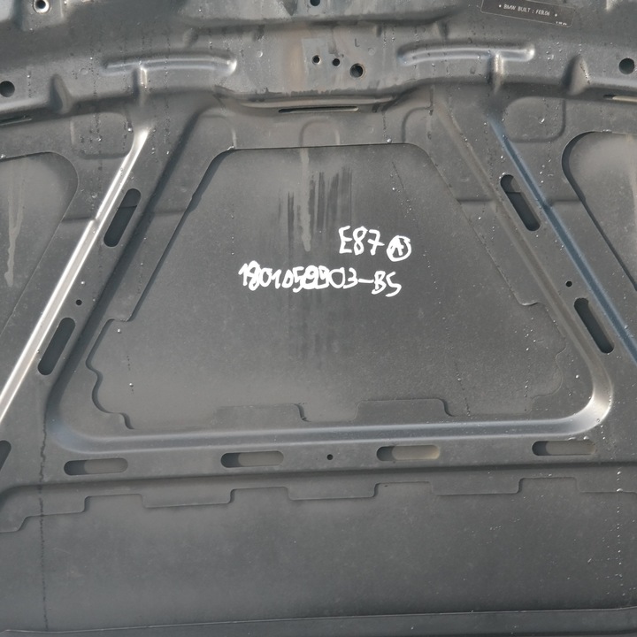 BMW E87 CAPOT COUVERCLE MOTEUR NOIR SAPHIRE 475