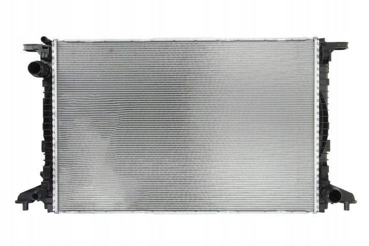 RADIATOR AUDI A4 A5 B9 A6 C6 3.0TDI 8W0121251AA photo 1 - milautoparts-fr.ukrlive.com