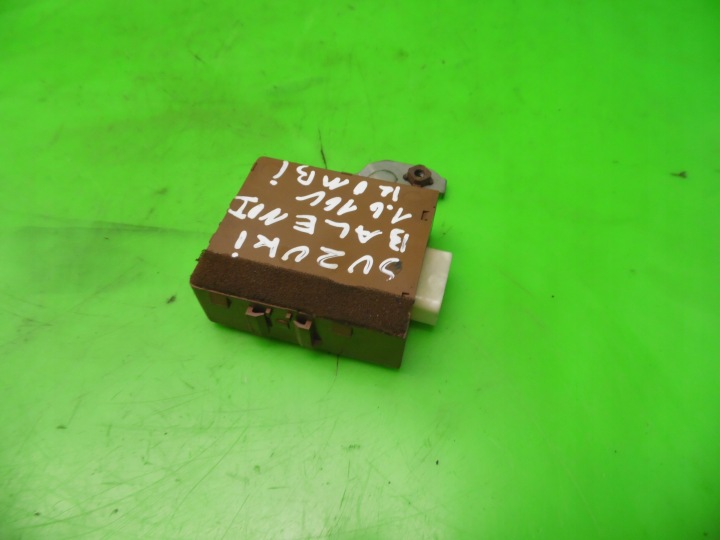MODULE CONTRÔLEUR TOIT OUVRANT SUZUKI BALENO EG I 95-