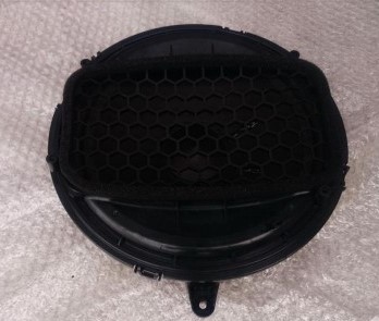 AUDI A3 8V SEDAN USA LOUDSPEAKER NISKOTONOWY - SPARE PART photo 1 - milautoparts-fr.ukrlive.com