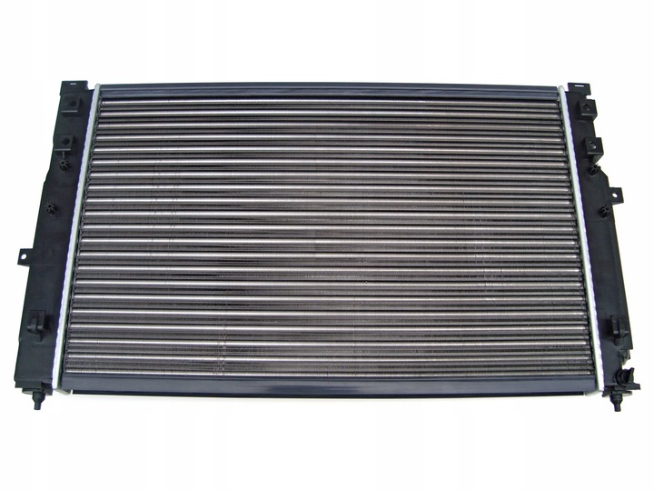 AUDI A4 B5 A6 C5 RADIATOR ENGINE WATER 4B0121251F photo 2 - milautoparts-fr.ukrlive.com