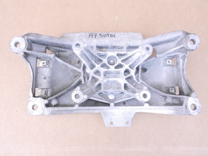 Audi кронштейн подушка коробки 8k0399203dh 8k0399151, Цена
