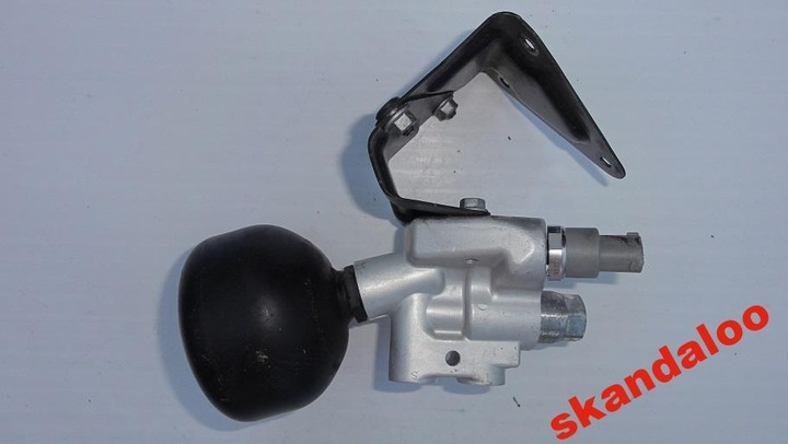 Mercedes sl клапана abc r230 a2203200858, Цена