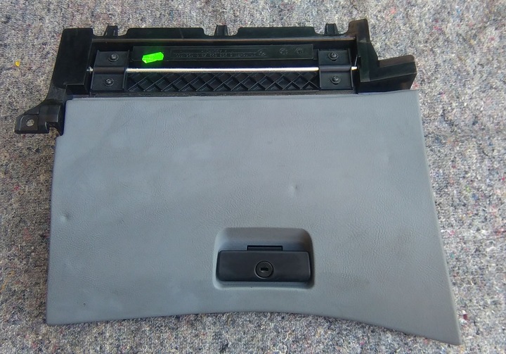 Бардачок пасажира bmw e46 рестайлінг 8203822zb, Ціна