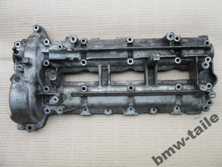 фото №1, Mercedes 3,0cdi 3,2cdi кришка клапанів a6420101230