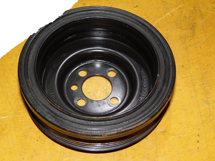 фото №1, Колесо пасове вала passat b7 2.0 tdi 038105243m