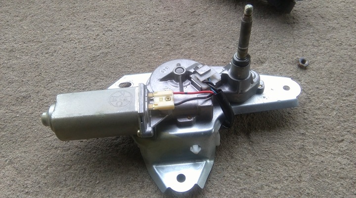 фото №2, Mazda 2 02-07 моторчик дворники зад