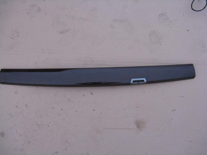 фото №1, Планка задней полки bmw e65 7010954