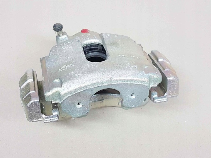 фото №3, Avensis t22 97-03 супорт гальмівний перед праві