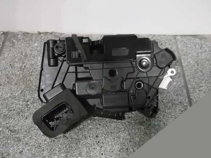 фото №1, Замок двері праві зад vw golf v vi 5 6 jetta 5k