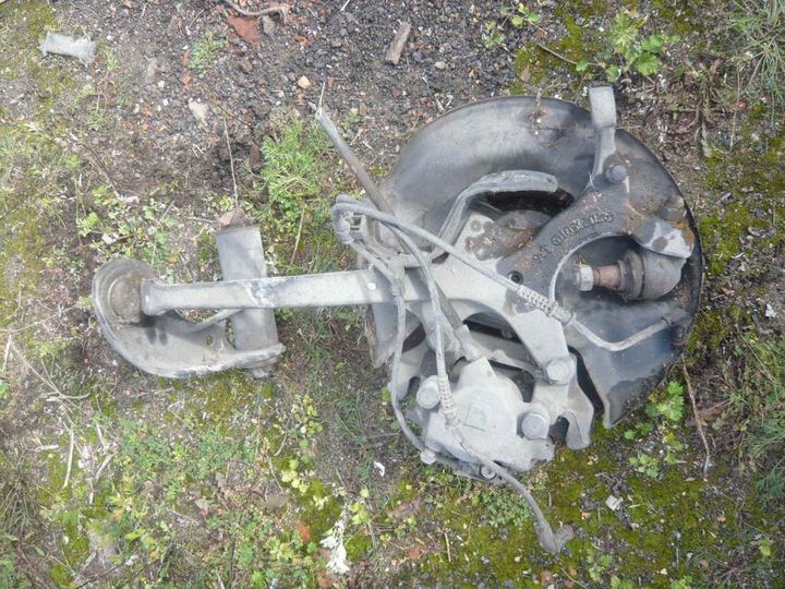 фото №1, Поворотный кулак ступица шкворень правая chrysler crossfire