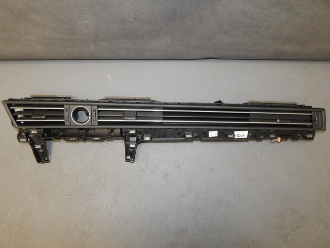 фото №1, Vw passat b8 решётка воздуховод панели 3g1858416b