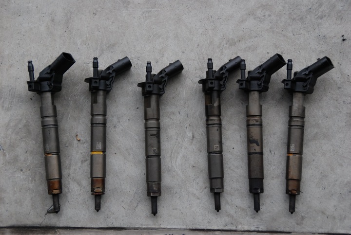 фото №1, Форсунки форсунка mercedes s 3.2cdi a6420700587