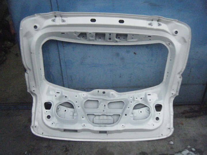 фото №6, Mazda 3 крышка зад 13-16r