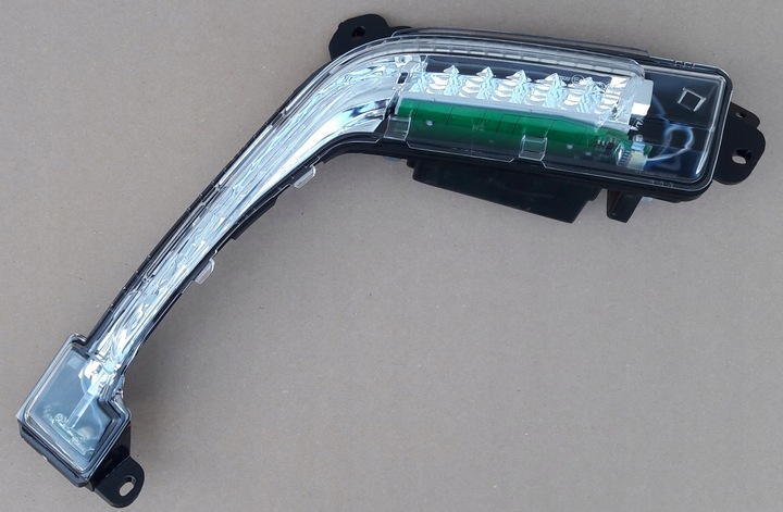 фото №1, Лампа peugeot 308 04.11-12.13 фара правий