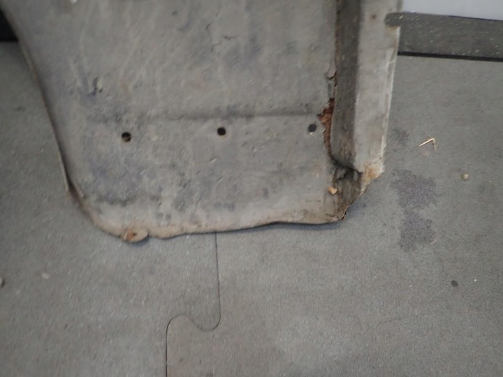 фото №8, Крыло перед правый mercedes w101 w102 w103 w105