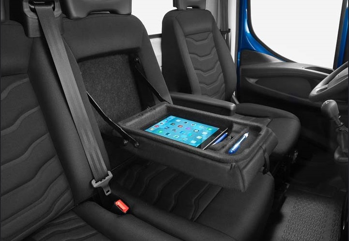 фото №9, Чохли логотип виміряний новий iveco daily vi 2014 +