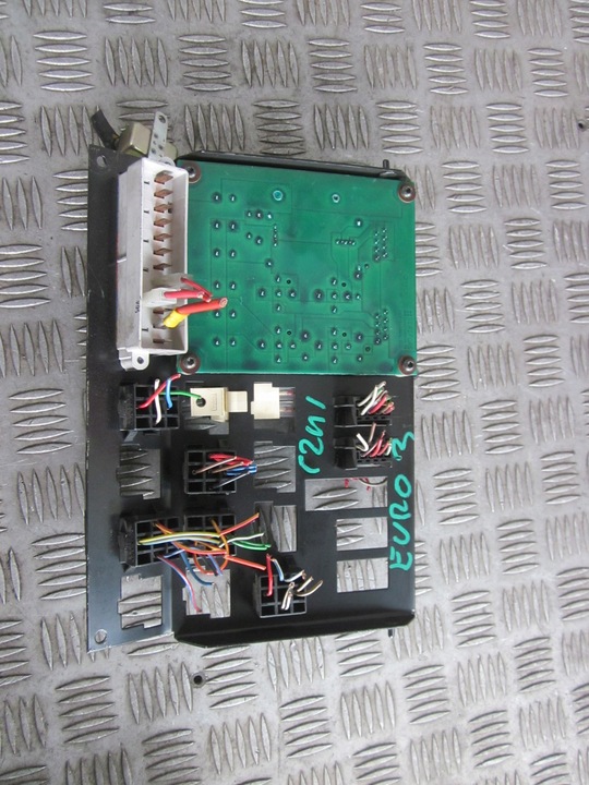 фото №5, Коробка запобіжників касета volvo fh12 93-98r