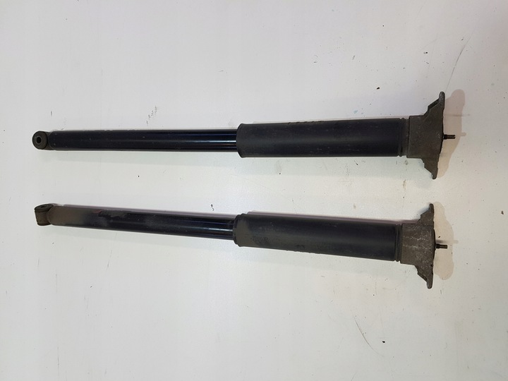 фото №1, Volvo v40 ii 2012+ амортизатор зад исправный