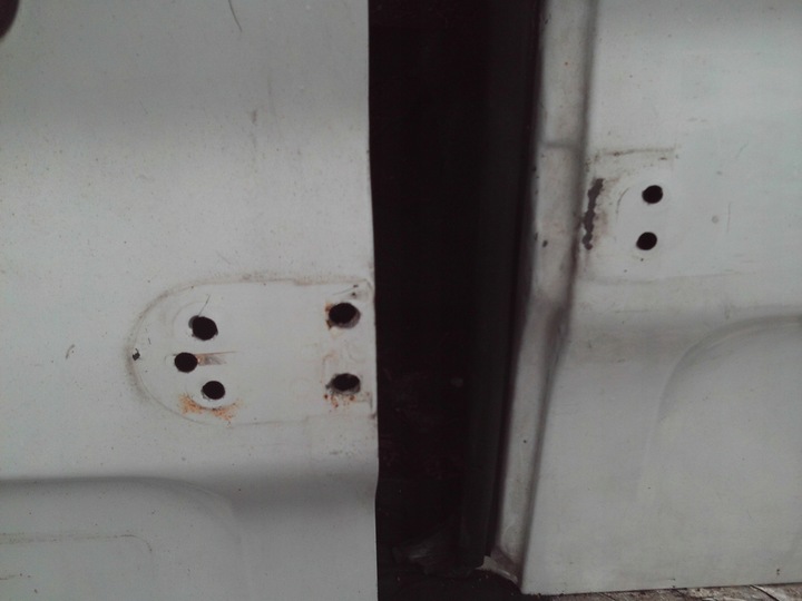 фото №6, Двері праві зад trafic vivaro primastar 01-