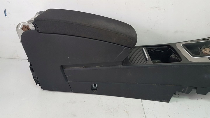 фото №9, Туннель средний vw passat b6 подлокотник