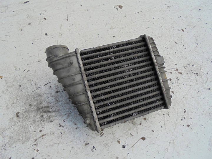 фото №1, Радиаторов интеркулер audi a3 1.8 turbo