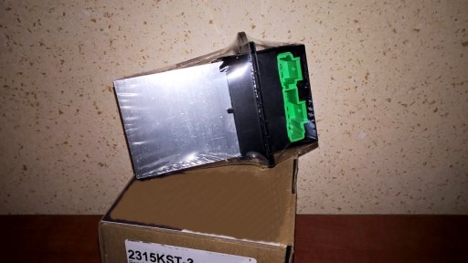 фото №14, Штекер/кабели резистора вентилятор citroen c2 2003-,c3 2002-,c