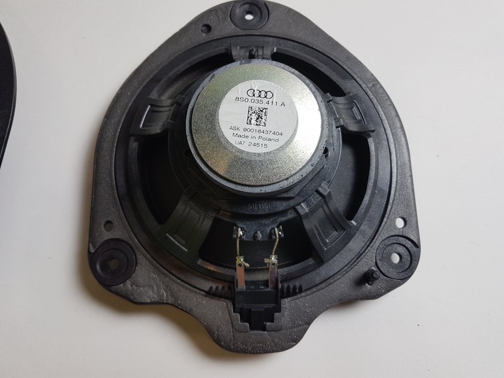 фото №3, Audi tt 8s динамик зад 8s0035411a