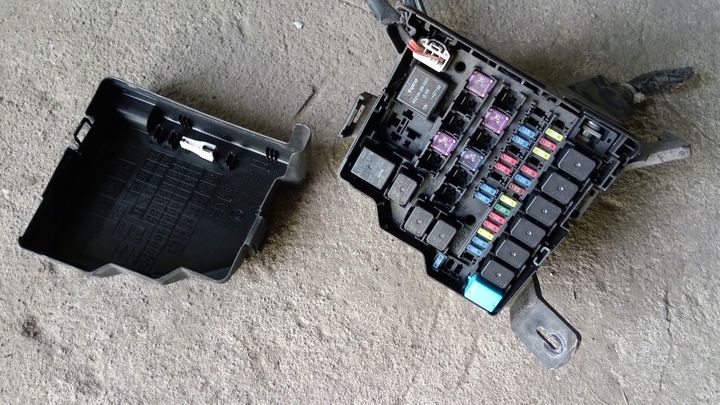 фото №1, Mazda 2 07-14 1.3 b корпус запобіжників