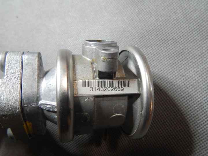 фото №4, Audi rs5 8t клапан egr 07l131101f