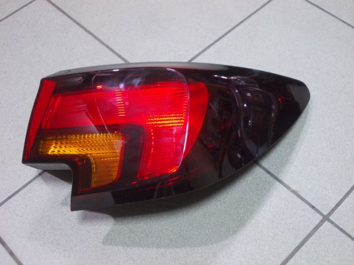 OPEL ASTRA V ASTRA K 15- 2015 LICHT HINTEN RECHTS