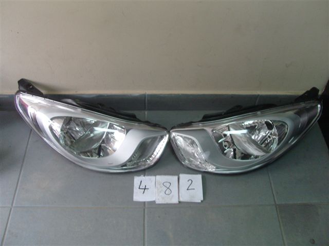 lámpa eleje elsö jobb HYUNDAI i10 FL 12