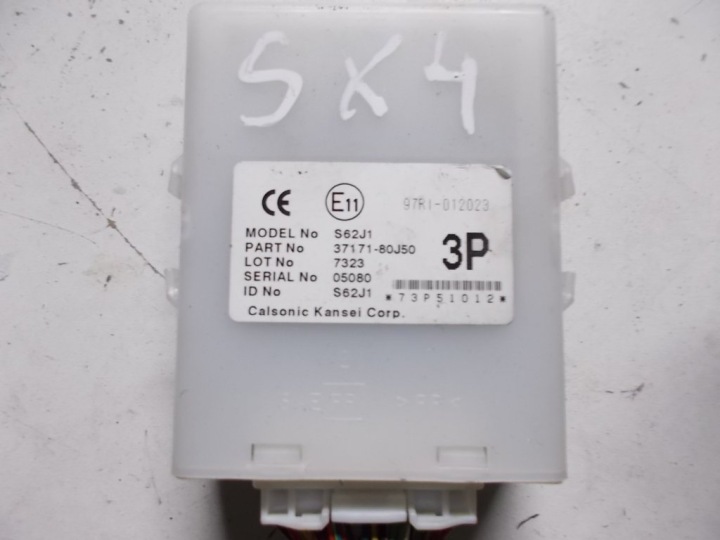 SUZUKI SX4 Bedienteil Tueroeffner ALARMU 3717180J50