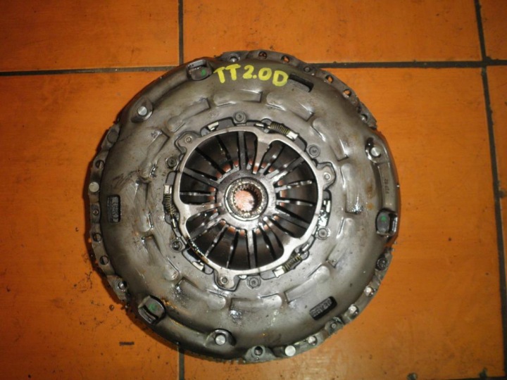 REIFEN RAD SCHWUNGRAD AUDI TT 8J0 2,0 TDI