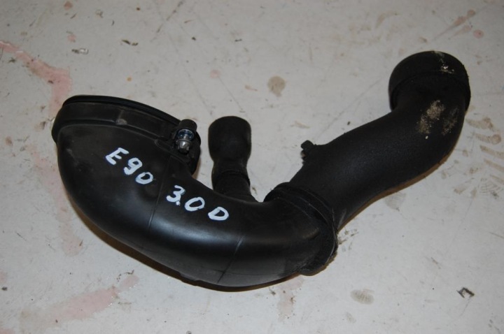 pipe hose of the intercooler intake BMW 3 E90 3,0D