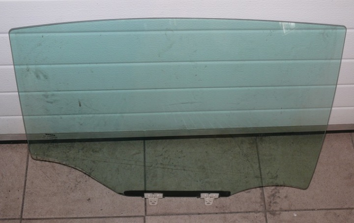 VETRO finestrino PORTA Portiera Destra posteriore NISSAN SENTRA B16 berlina