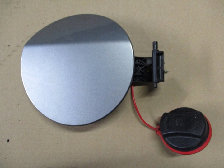 Tankklappe des Kraftstoffsbehälters Opel Astra J HB