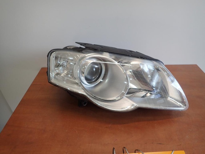 light front front right VW PASSAT B6 05-10 VALE