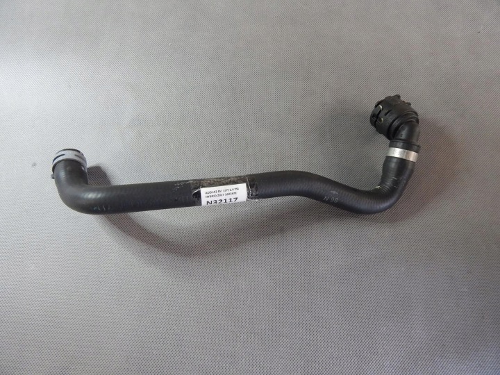 AUDI A3 8V tubo Tubazione d’acqua 3Q0122157P