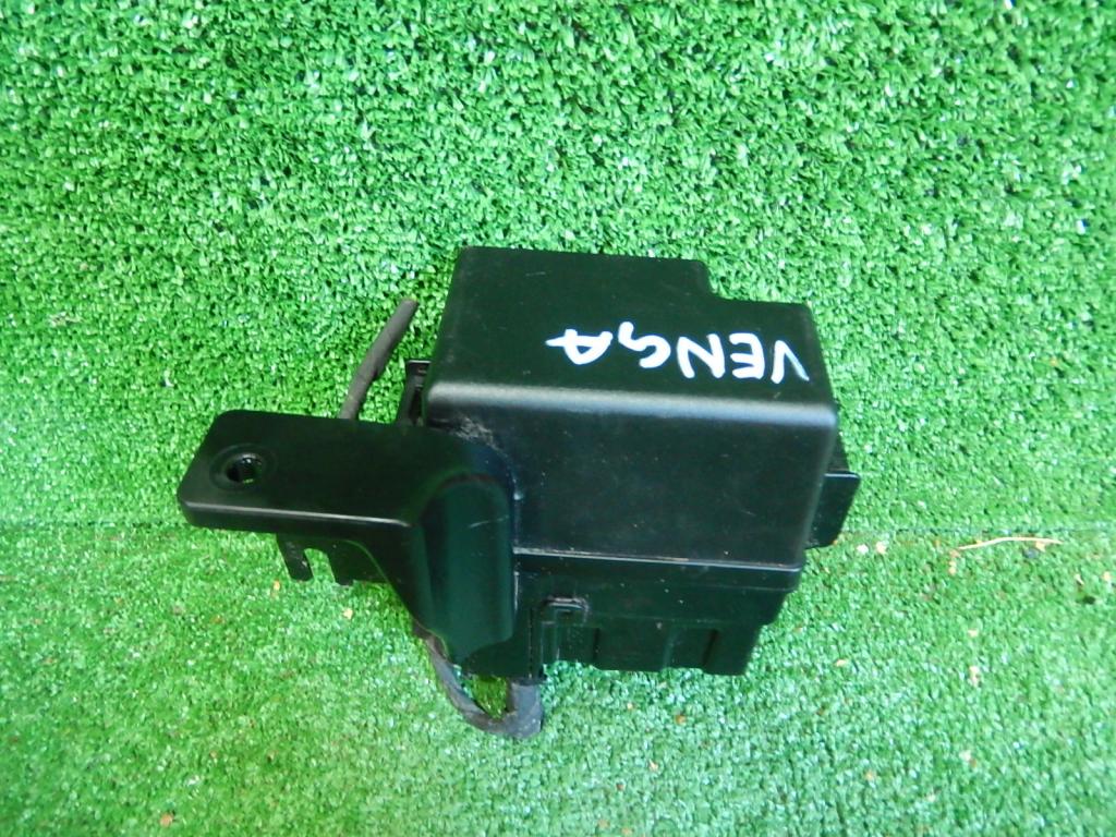 Купити Коробка запобіжників kia venga