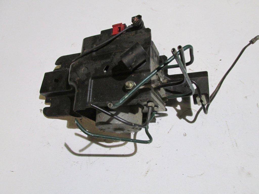 фото №1, Renault clio iii modus dci насос abs 8200085584