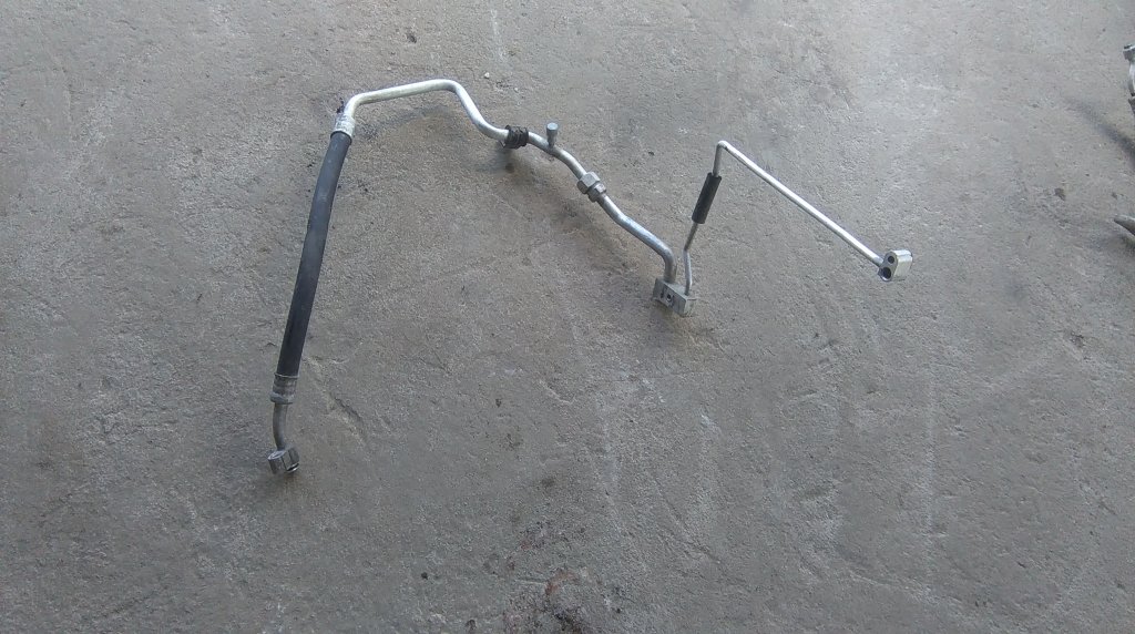 фото №1, Suzuki alto 02-08 1.0 b шланг кондиционера