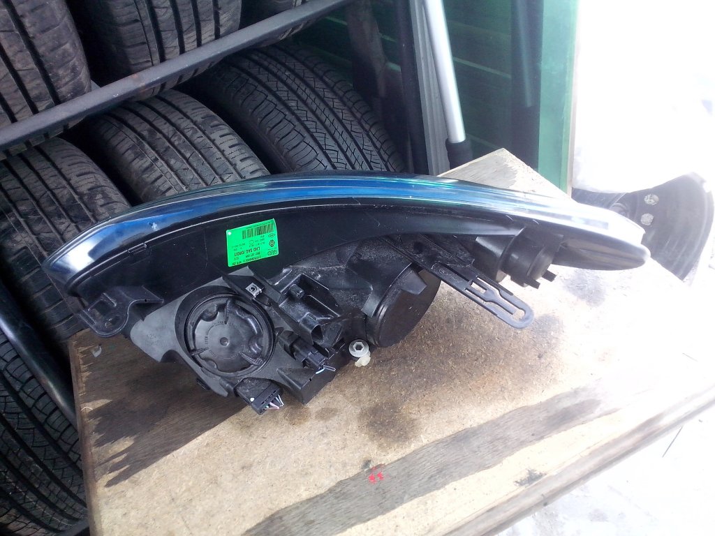 фото №2, Лампа правая передняя renault fluence europa