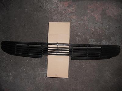 фото №1, Решітка радіатора w бампері opel vectra