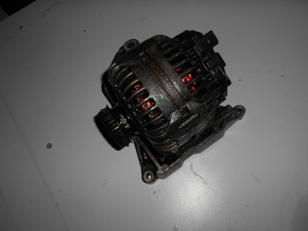 Купить Генератор vw t5 2.5 tdi 070903024a